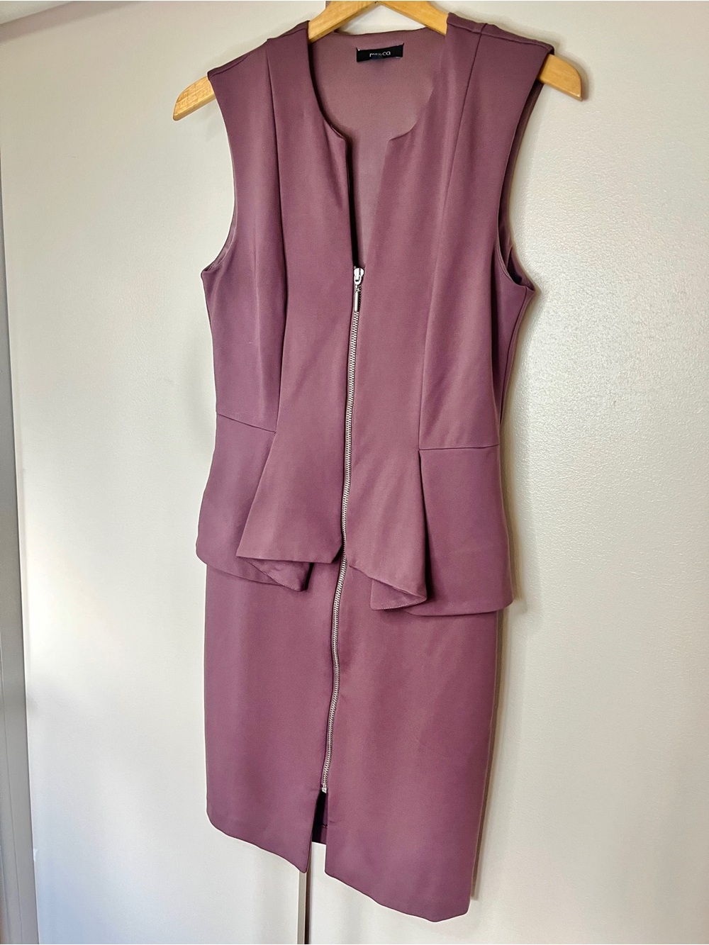 RW&CO. Mauve/Purple Sleeveless Dress